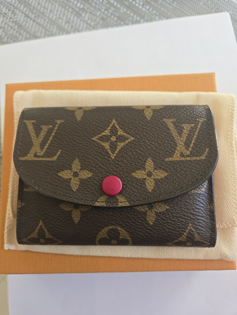 Louis Vuitton Monogram Rosalie wallet in fuchsia. Like new condition.